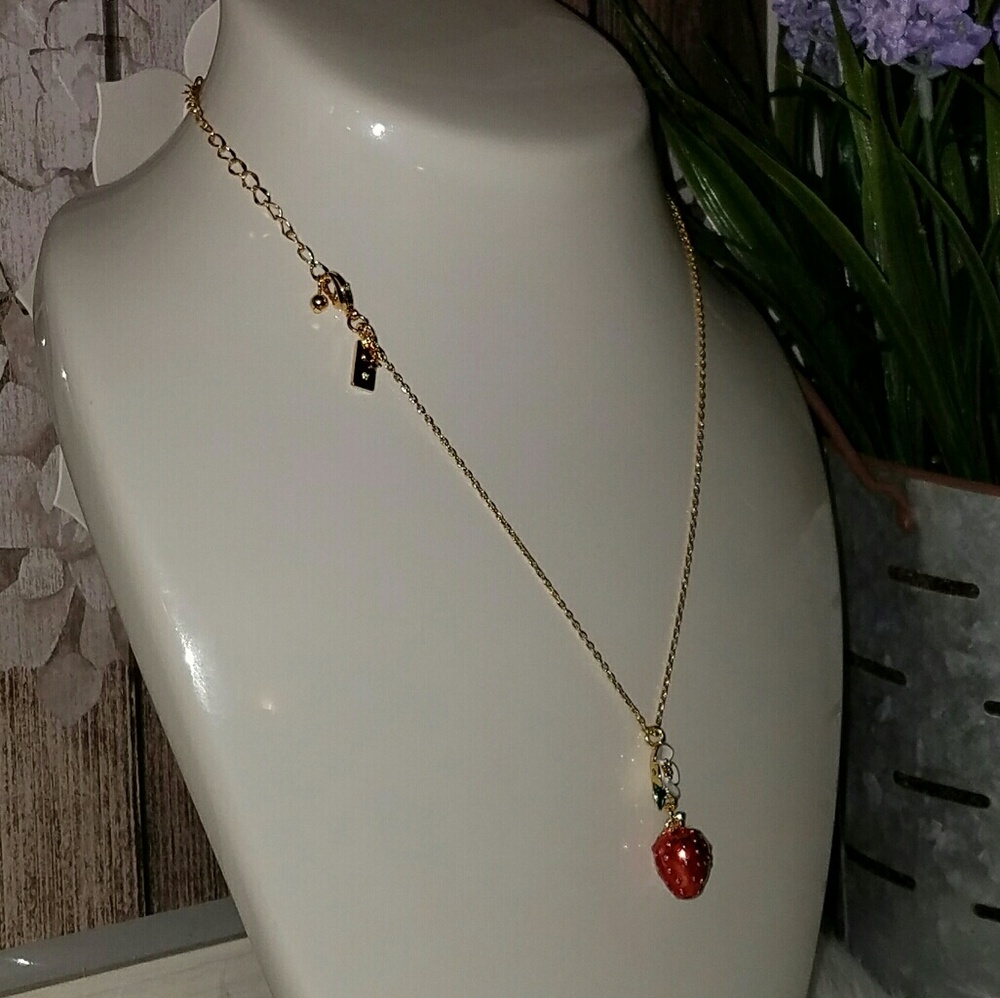 Kate spade Picnic perfect strawberry necklace - Picture 4 of 5